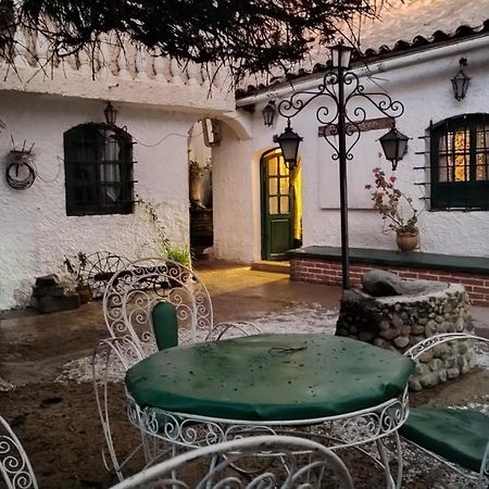 فندق Casa De Huespedes Maria Victoria Potosí المظهر الخارجي الصورة